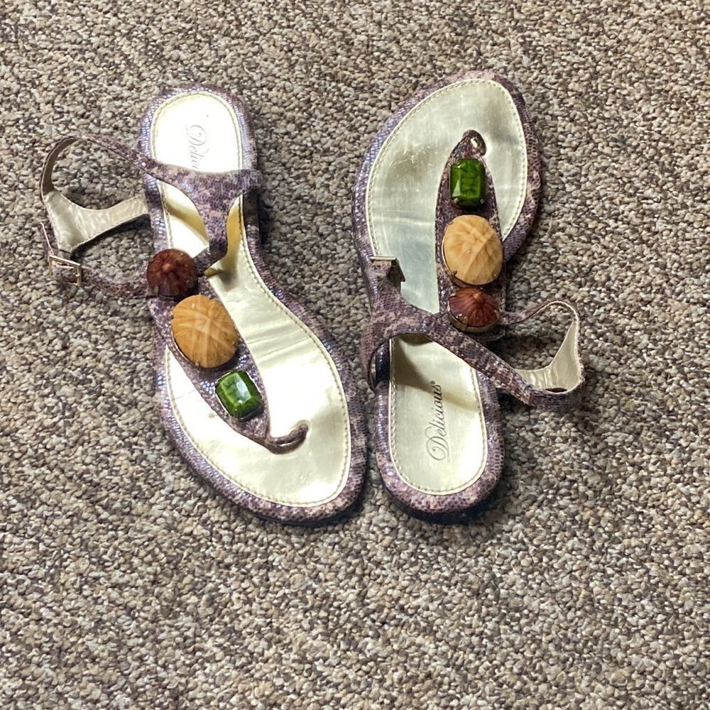 Delicious Woman Sandals Shoes Size 7.5